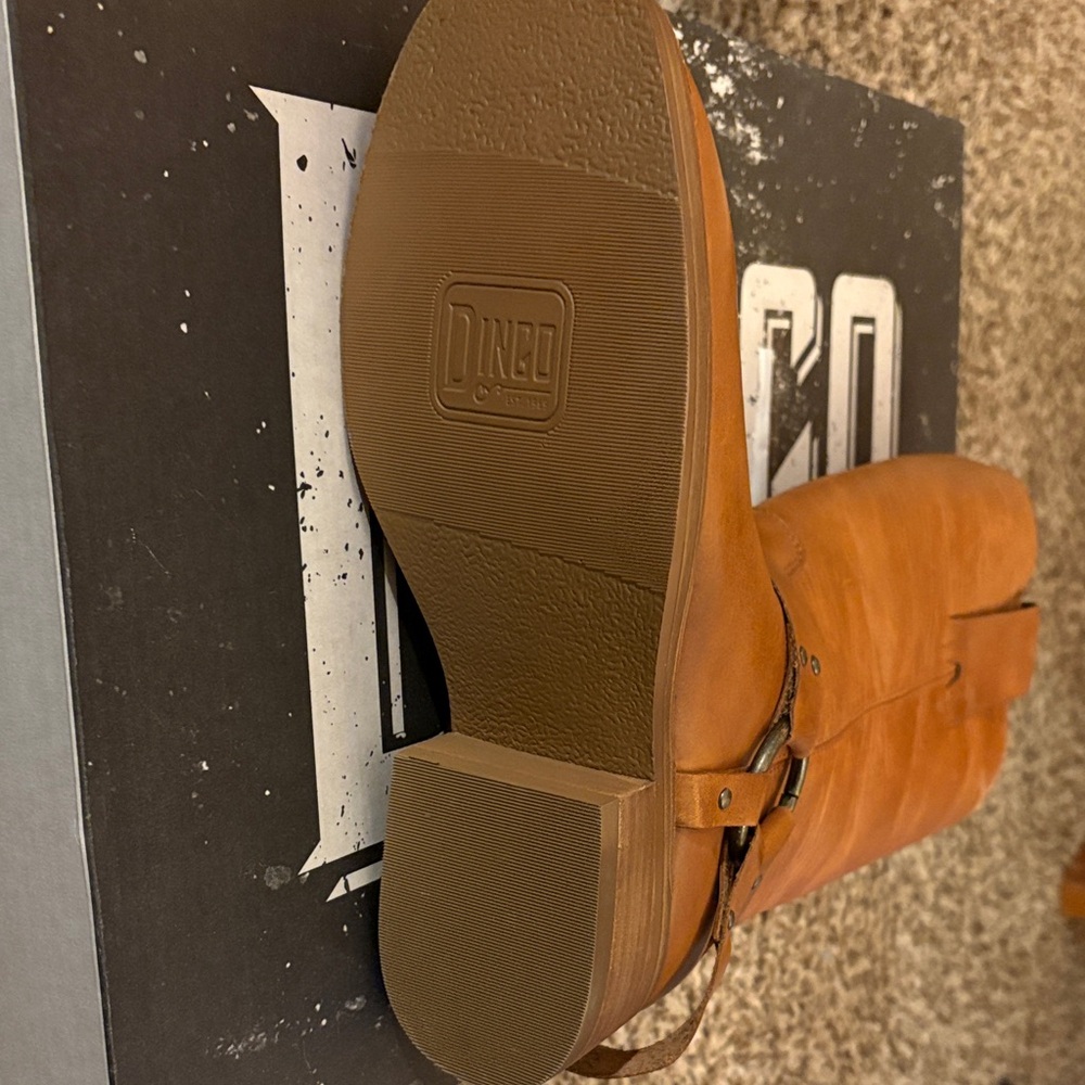 Dingo Tan Leather Western Boots - Picture 7 of 8